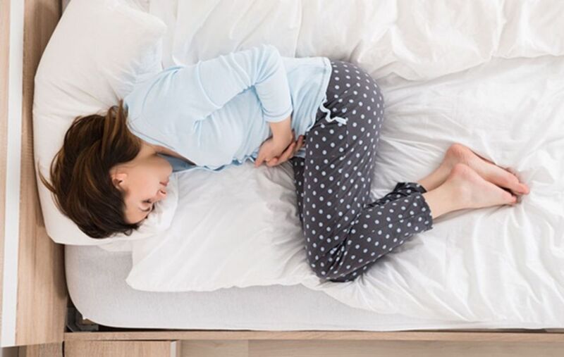 ĐAU BỤNG KINH DỮ DỘI: VÌ SAO CƠ THỂ PHẢN ỨNG MẠNH HƠN BÌNH THƯỜNG?